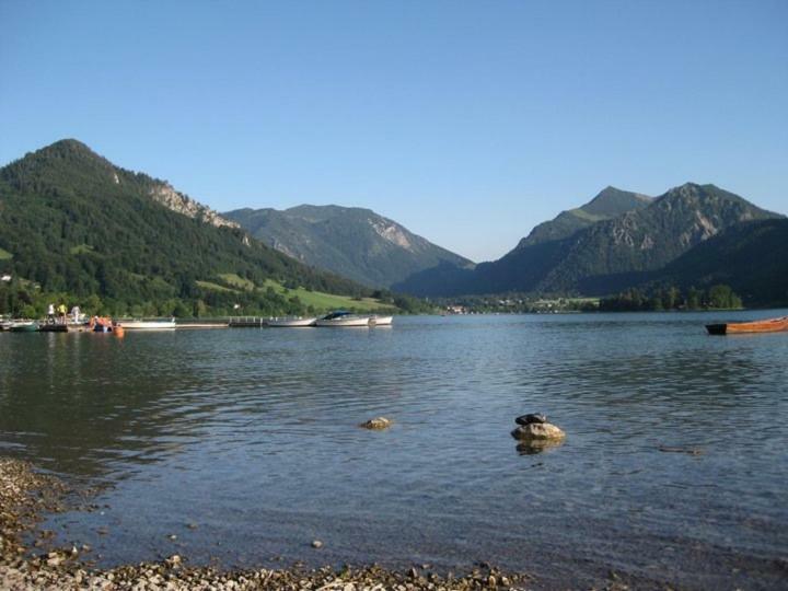 Wohnung Edelweiss - Wohnen Auf Zeit - Homeoffice - Nah Am See - Buchbar Ab 28 Naechte Schliersee Exteriör bild